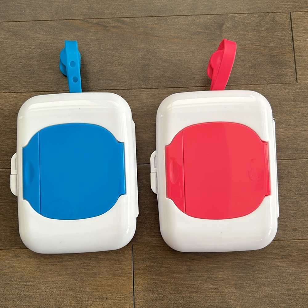 Plastic Wipes Dispensers, Refillable Washable Cases, Travel Office Personal Bath